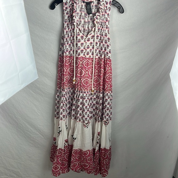 Chelsea & Theodore medium Sleeveless tiered midi dress - Picture 2 of 6